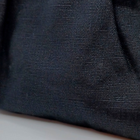 Vintage hand held clutch purse. - Picture 3 of 7